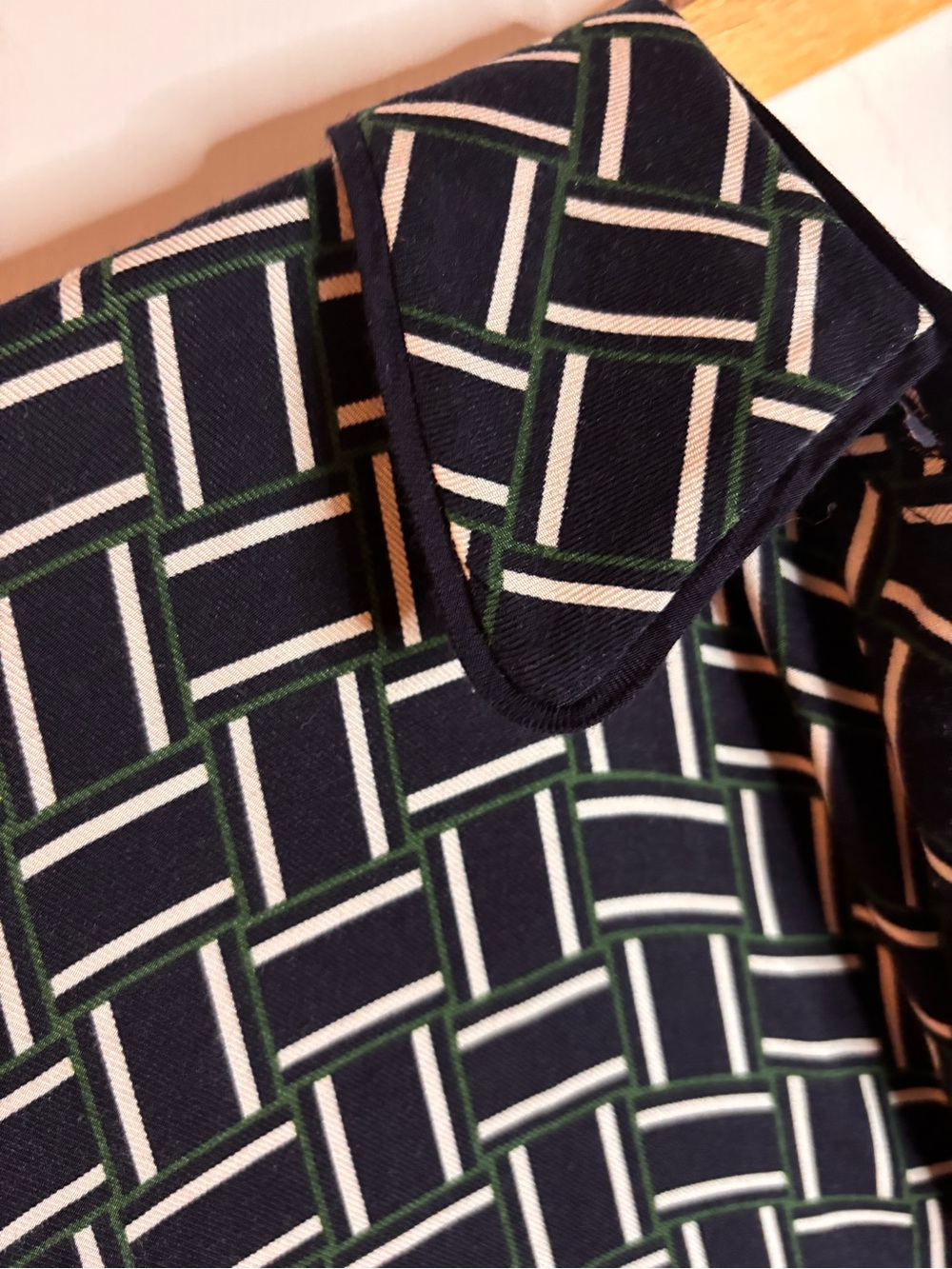 HOBBS of London Navy & White Geometric Button-Front Tunic Dress - Picture 5 of 9